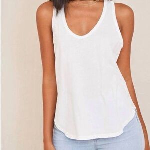 Pair of Bella Dahl White and Brown Scoop Neck Tank Tops Size Small